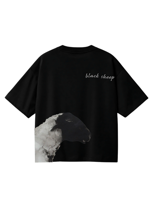 Peroga black sheep